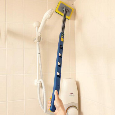 Easy Reach Adjustable Cleaning Set from B&Q