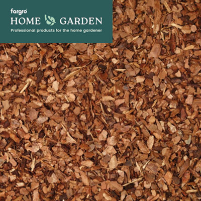 Fargro Melcourt Potting Bark™ Professional Series Growing Media Mulch Coarse Pine Bark Chips 3-15mm60L Bag from B&Q
