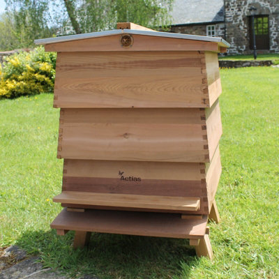Actiasbee Wbc Beehive Gabled Roof In High Quality Cedar from B&Q