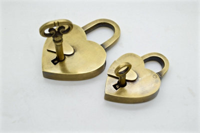 The Foundryman Large Brass Love Heart Padlock from B&Q