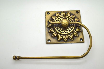 The Foundryman Flower Design Brass Toilet Roll Holder With Square Backplate from B&Q