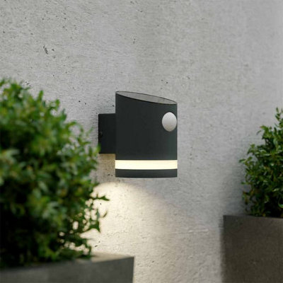 The Solar Centre Solarcentre Truro Solar Motion LightAnthracite Edition from B&Q