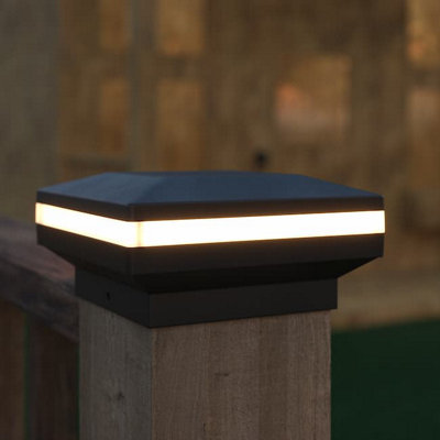 The Solar Centre Solarcentre  Peake Solar Post Cap Light/fence/decking Post from B&Q