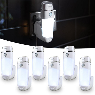 Xtralite Nitesafe Duo + Rechargeable Nightlight And Torch With 4 Function Led Night Light / WorkSix Pack from B&Q