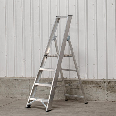 BPS Access Solutions 4 Step Industrial Platform Step Ladder from B&Q