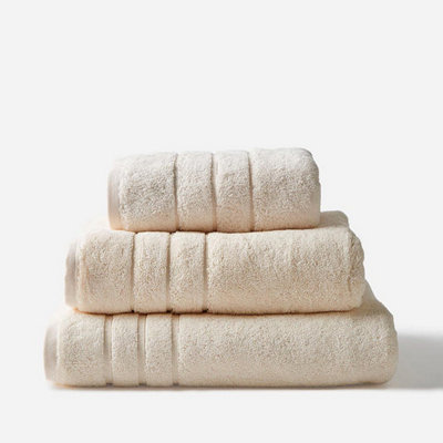 Allure Bath Fashions Hotel Luxury Heavweight Hand TowelCream from B&Q