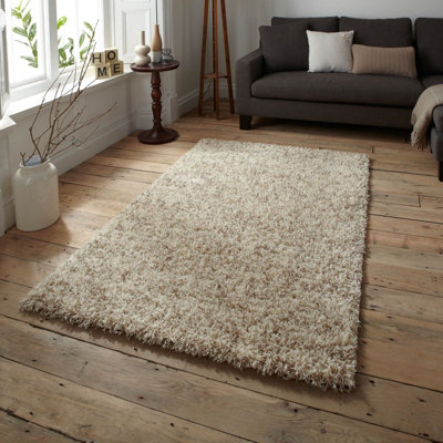 B&Q Cream Shaggy Plain Easy To Clean Rug For Dining-120Cm X 170Cm