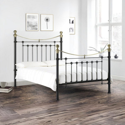 B&Q -  Victoria 135Cm Double Black Metal Bed