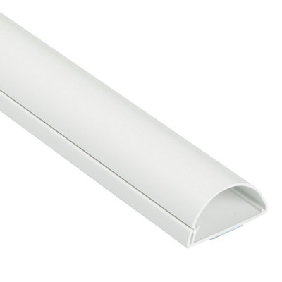 D-Line White Semi-Circle Decorative Trunking (H) 25mm X (W) 50mm (H)25mm from B&Q