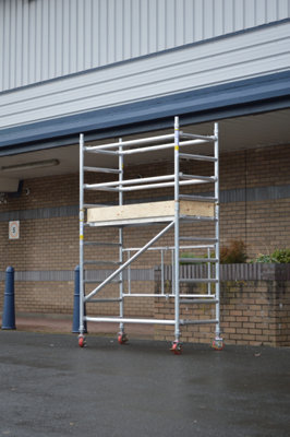 B&Q -  Industrial Folding Tower System 1.6M