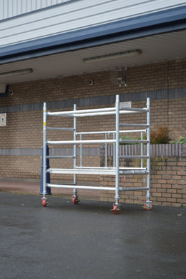 B&Q -  Industrial Folding Tower System 0.6M