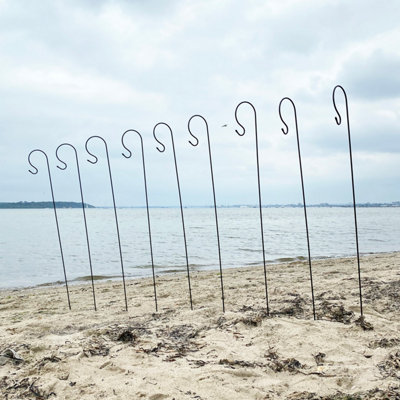 B&Q -  20 X Shepherds Crook Black Metal Garden Border Hooks (1M) - Image 4