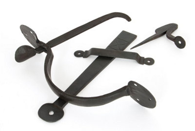 B&Q -  Beeswax Heavy Bean Thumblatch
