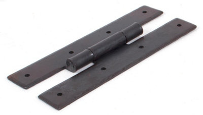 From The Anvil Beeswax 7 Inch H Hinge (Pair) from B&Q