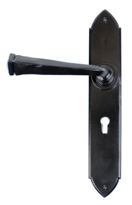 From The Anvil Black Gothic Lever Lock Set from B&Q