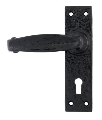 B&Q -  Black Lever Lock Set