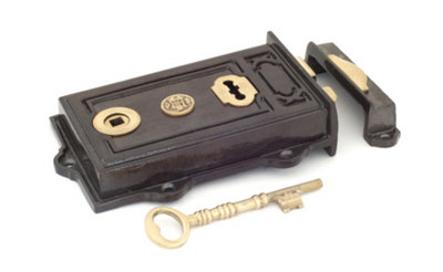 B&Q -  Iron Davenport Rim Lock