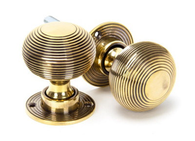 From The Anvil Aged Brass Heavy Beehive Mortice/rim Knob Set from B&Q