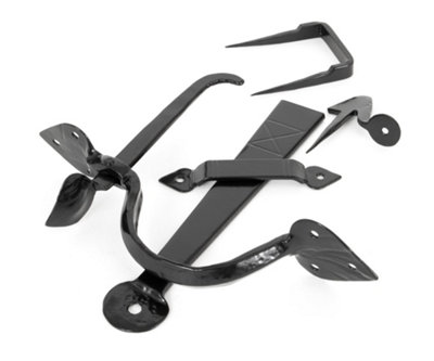 From The Anvil Black Gothic Thumblatch from B&Q