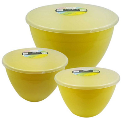 Just Pudding Basins 3 Popular Larger Sizes Of Pudding Bowls And Matching Lids In 1 Set YellowLarge Trio3Pk from B&Q