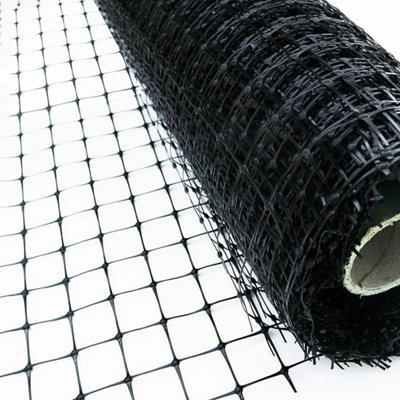True Products Deer Fence NettingBop Stretched 50mm X 50mm Mesh Fence1.8M X 30M from B&Q