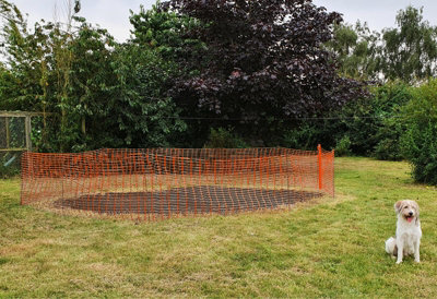 True Products Orange Plastic Safety Barrier Mesh Fence Netting 1M X 25M & 20 Metal Fencing Pins from B&Q