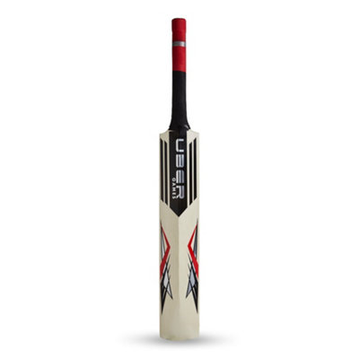 Uber Games Wooden Cricket SetSize 4 from B&Q