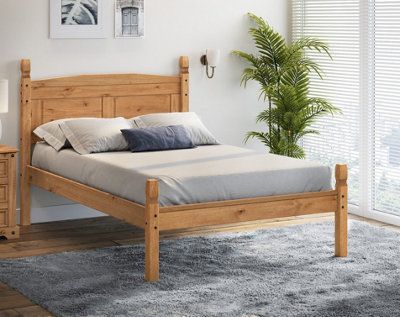 Mercers Furniture Grain/Black Corona 4'0" Double Low Foot End Bed Frame Solid Pine With Mexican Styling Small