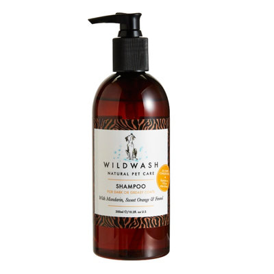 Wildwash Natural Dog Shampoo For Dark Or Greasy Coats 300Ml from B&Q