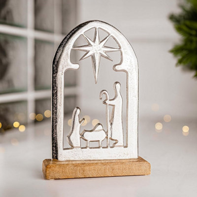B&Q Christmas Nativity Scene Metal Ornament