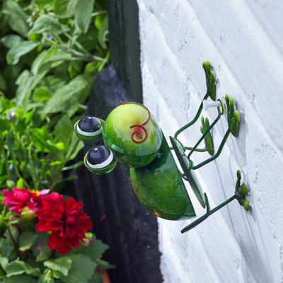 Marco Paul Metal Frog Wall Décor from B&Q