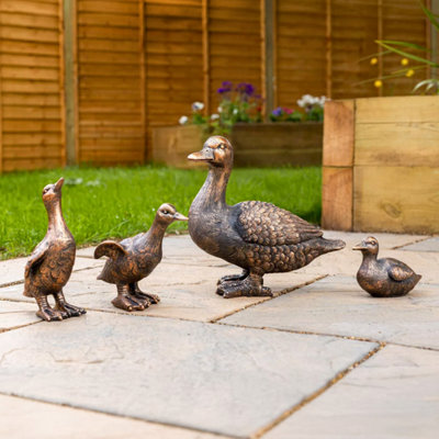 Marco Paul 4Pc Duck Garden Ornament Family