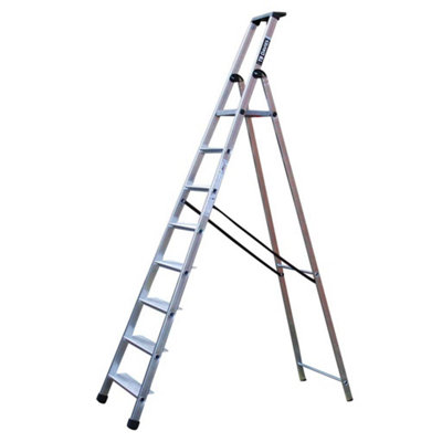 Tb Davies 8 Tread Maxi Platform (1.82M) Step Ladder from B&Q