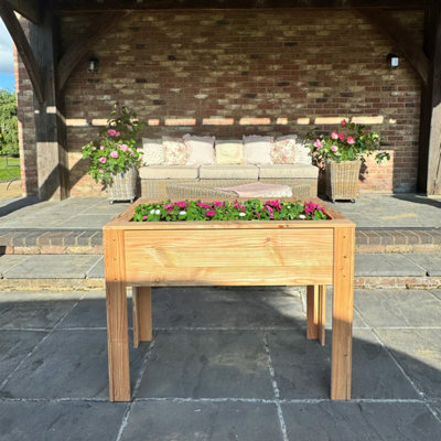 B&Q -  Stef Larch Timber Shallow Trough Planter L 50 X W 100 X H 75 Cm