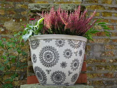  - Anglo Eastern Trading Co 30Cm Chengdu Recycled White/black Planter Pot