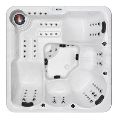 Blue Whale Spa - Tranquil Haven - 2 Lounger And 3 Seat Hot Tub