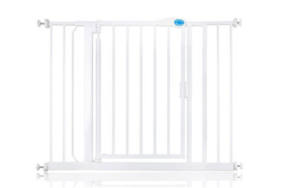 Bettacare Auto Close Pet Gate103.8Cm110.8CmWhitePressure Fit Stair Gate For Dog & Puppy from B&Q