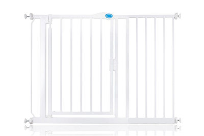 Bettacare Auto Close Pet Gate111Cm118CmWhitePressure Fit Stair Gate For Dog & Puppy from B&Q