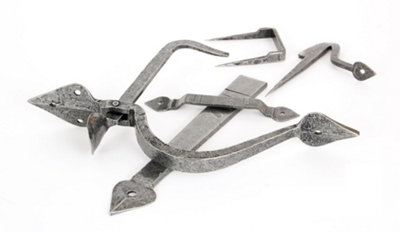 B&Q -  Pewter Tuscan Thumblatch