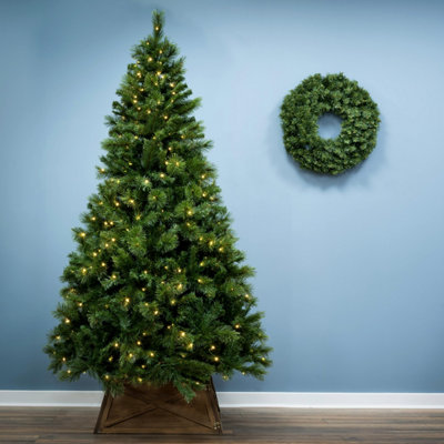Christmas Tree World The 6Ft/180Cm Pre-Lit Majestic Dew Pine Christmas Tree from B&Q