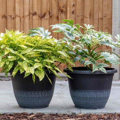 Fargro Home And Garden Wheat Bundle Planter Round 40Cm Brushed White Effect from B&Q