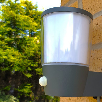 B&Q -  Grey Modern Motion Sensor Outdoor Wall Light (16.3 X 10.8 X 13.4Cm)Ip54