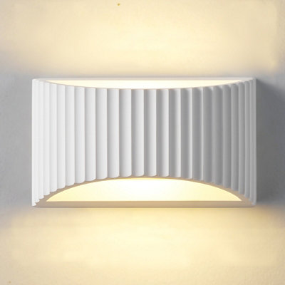 Harper Living Modern Wall LightWave Pattern ShadeG9 Cap Type Up And Down Wall LampWhite Ceramic Paintable Shade from B&Q
