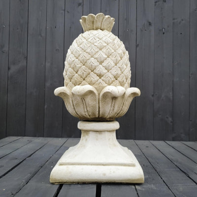 Spa Pineapple Design Gatepost Finial Stone Cast  Flf20 from B&Q