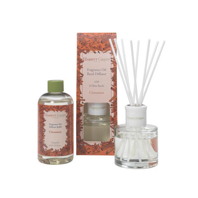 B&Q - Hassett Green LondonCinnamon Reed Diffuser Set100Ml Diffuser + 250Ml Refill With Fibre Reeds
