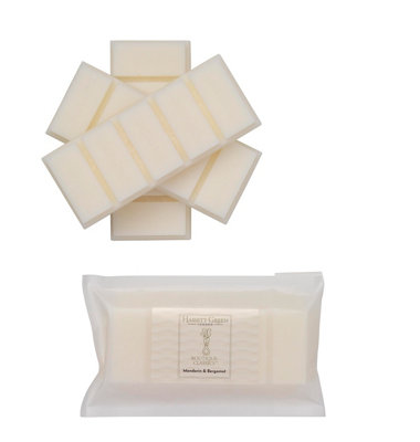 B&Q - Hassett Green LondonMandarin & Bergamot Wax Melts3 X 55G Snap BarsSoy-Free & Paraffin-FreeHandmade In The Uk