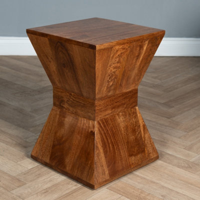 Elm Home And Products Dark Elm Home And Garden Side End Lamp Table Oak Finish Solid Mango Wood Fully Assembled High X 35Cm Wide X 35Cm Deep 50Cm