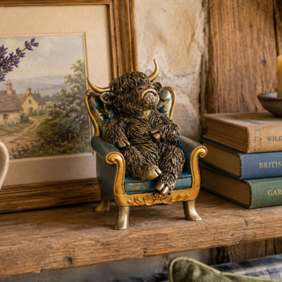 Highland Cow Sitting in Armchair Ornament Rustic Farmhouse Home Decor Gift - Image 4