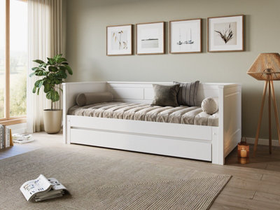 B&Q -  Noomi Erika Solid Wood Guest BedWhite