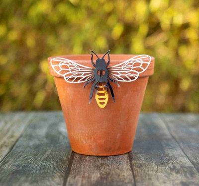 Annibells Bee Metal Flower Pot Hanger (7079) from B&Q